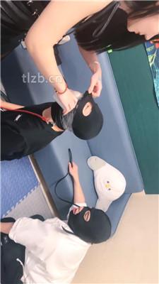 【木子大大】双奴下跪犯贱狂舔脏鞋/求赏赐圣水