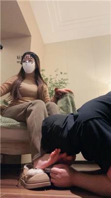 【优优sama】脏鞋棉袜气味辱/脚下喂食 bf50630