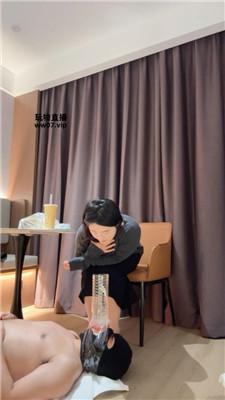 【子熙大人】强制喝圣水呕吐物 bf51360