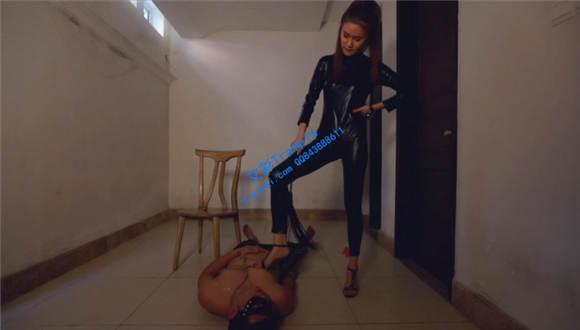 〖H.P.L栖心之栈〗—尔岚密室拷问