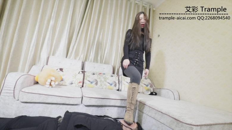 苏三骑马钻跨 坐脸