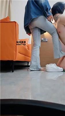 【上头姐妹团】素人S-白袜塞嘴-手铐捆绑-闻舔脏鞋 JS250414-30