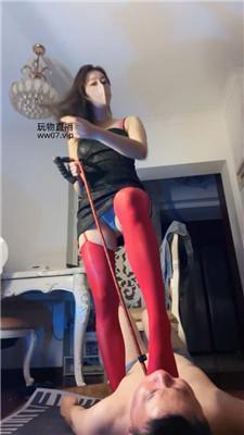 【尤野】御姐S-红丝袜美腿虐杀 bf50785