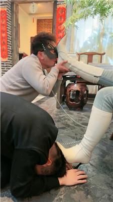 【傲雪】茶室女老板骑马驯化奴隶【下】 bf49814