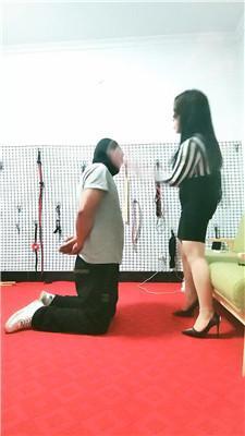 【沐颜】下跪连环抽耳光  JS250415-17