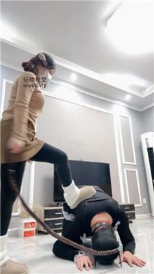 【优优sama】丝袜塞嘴/狂抽耳光/雪地靴踩踏/骑马 bf49366