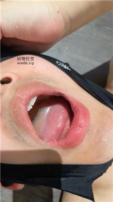 【婉纱】皮鞋及膝袜踩踏喂食 bf51036