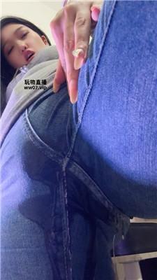 【鹿允儿】牛仔裤鲍鱼炸    250521-10