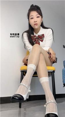 【喵主】同桌跪下    250521-20