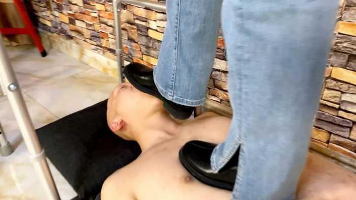 【W.K.T】—妍妍的生活化调教 YC-241126-6