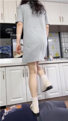 【素人抽水机】脏鞋白袜踩虐地毯奴 bf54531