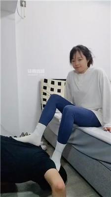 【景花】白袜脚气味辱地毯奴 JS250613-10