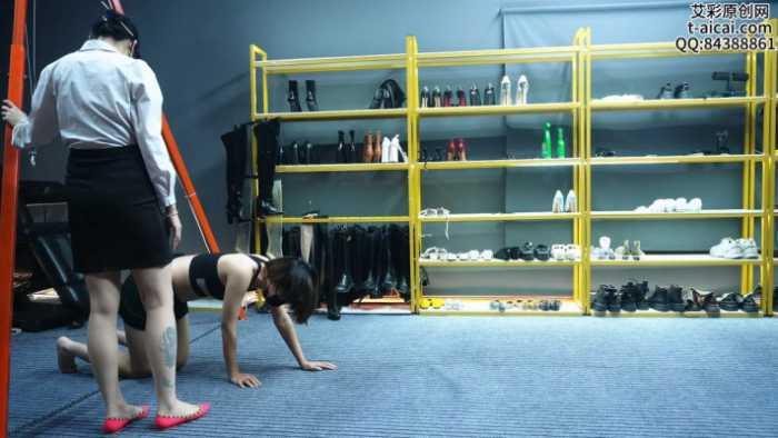 高跟踩哭之后继续平底鞋踩女M YC-241128-9