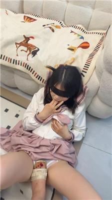 【缈缈】骚母狗喜欢舔臭脚丫 bf54516