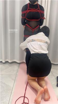 【永远的王】母畜喜欢被绑起来虐【双视角版】 JS250613-13