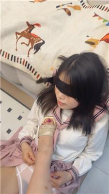 【缈缈】骚母狗喜欢舔臭脚丫 bf54516