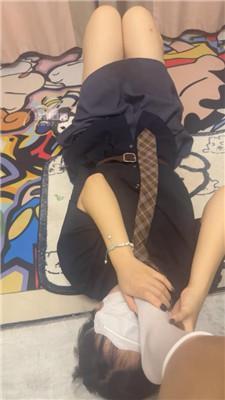 【饭饭】白袜踩虐骚母畜 JS250613-15