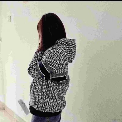 双人精神小妹暴力踢踹踩踏殴打 YC-241020