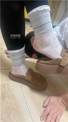 【琼爷】双S-轮流抽耳光 JS250608-17