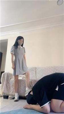 【樱木花椒】耐克鞋白袜踢踹-吊绑虐 bf54336