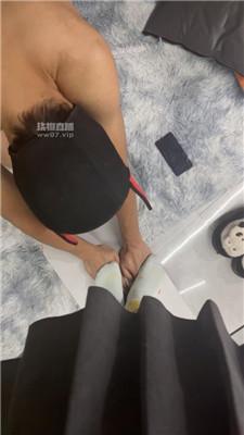 【陌离】原味白棉袜气味踩虐 bf54323