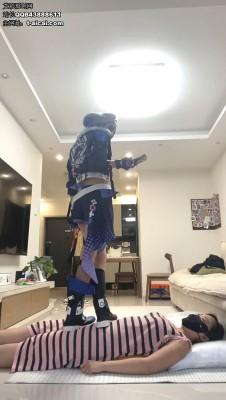 【雅泫】cos银狼踩玩女地毯 YC-241023-4